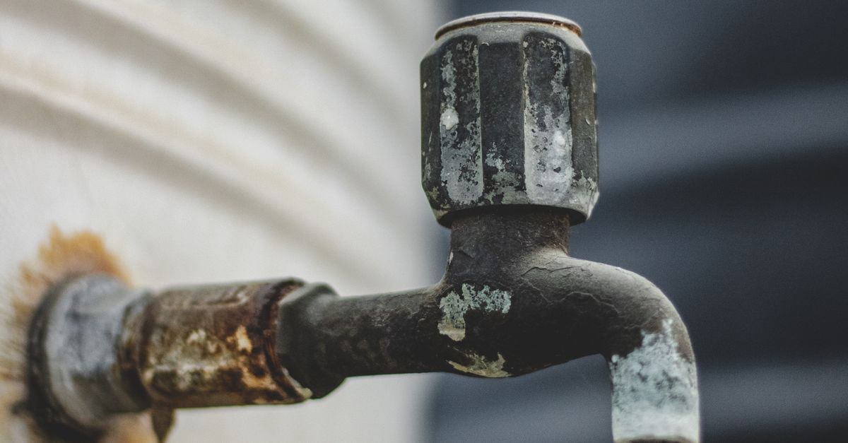 Common Kitchen Plumbing Issues and How to Fix Them