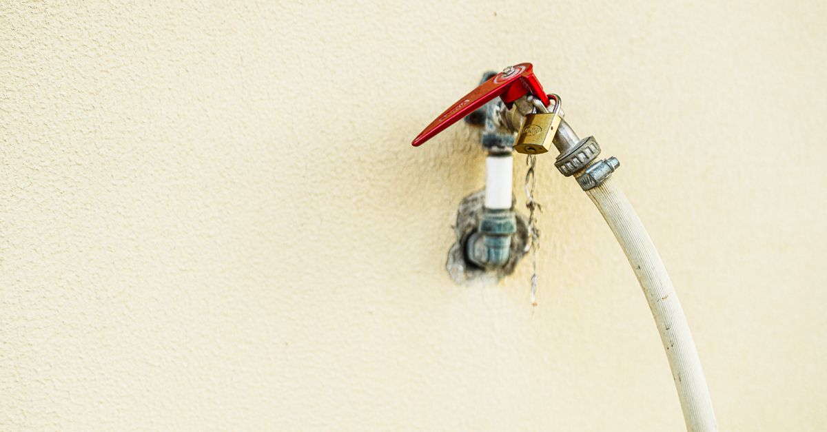 Essential Tools for DIY Pipe Replacement in Residential Plumbing