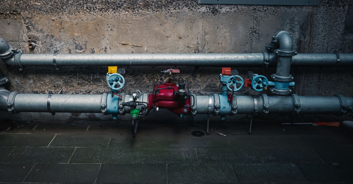 How to Identify a Burst Pipe Before It Causes Major Damage