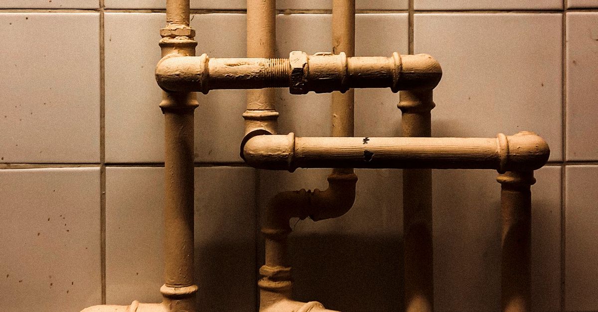 Understanding the Causes of Burst Pipes in Bathurst Homes